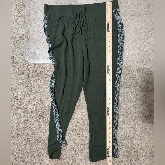 Olive Green Boho Rayon Pull On Pant • Floral Side Panel•  L 12-14 Time and Tru - Picture 8 of 9